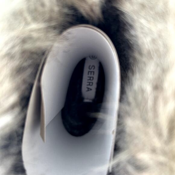 NIB Serra Black Ankle Boots with Fur Trim - Picture 10 of 14